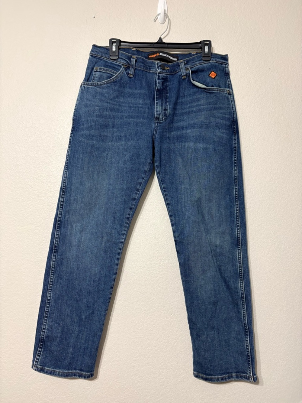 Men’s Wrangler FR Dark Blue Straight-Leg Jeans. 34/28.5